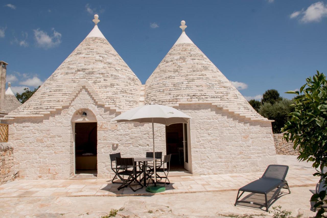 Trullo Cinquenoci Suite Locorotondo Esterno foto
