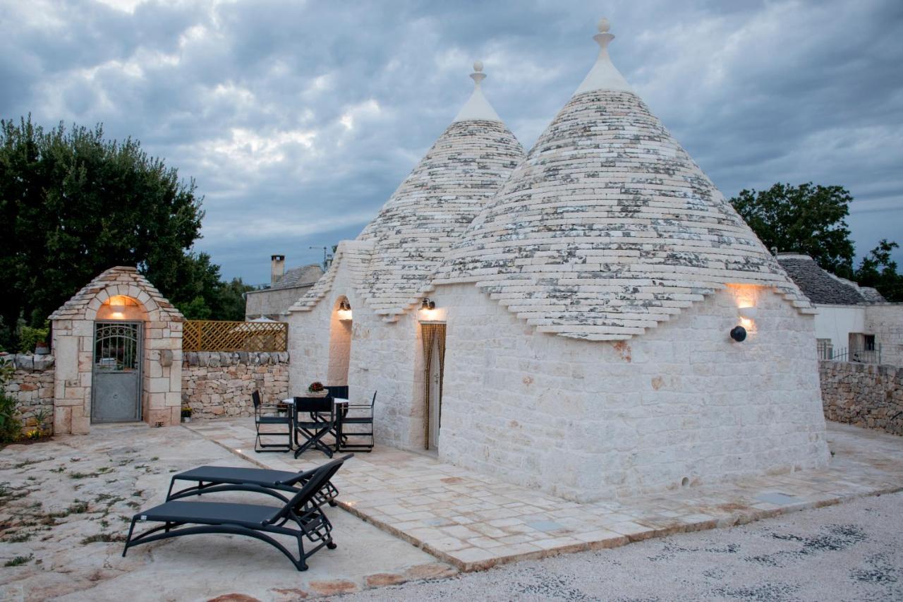 Trullo Cinquenoci Suite Locorotondo Esterno foto